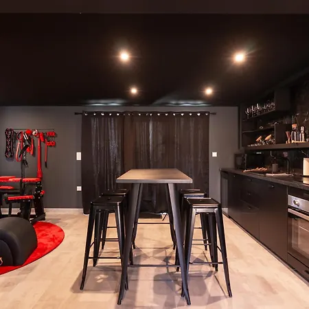 L'interdit, Confort Et Sensualite Daire La Ferté-Gaucher