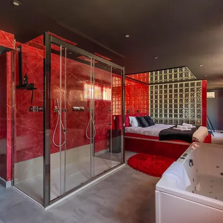 L'interdit, Confort Et Sensualite *